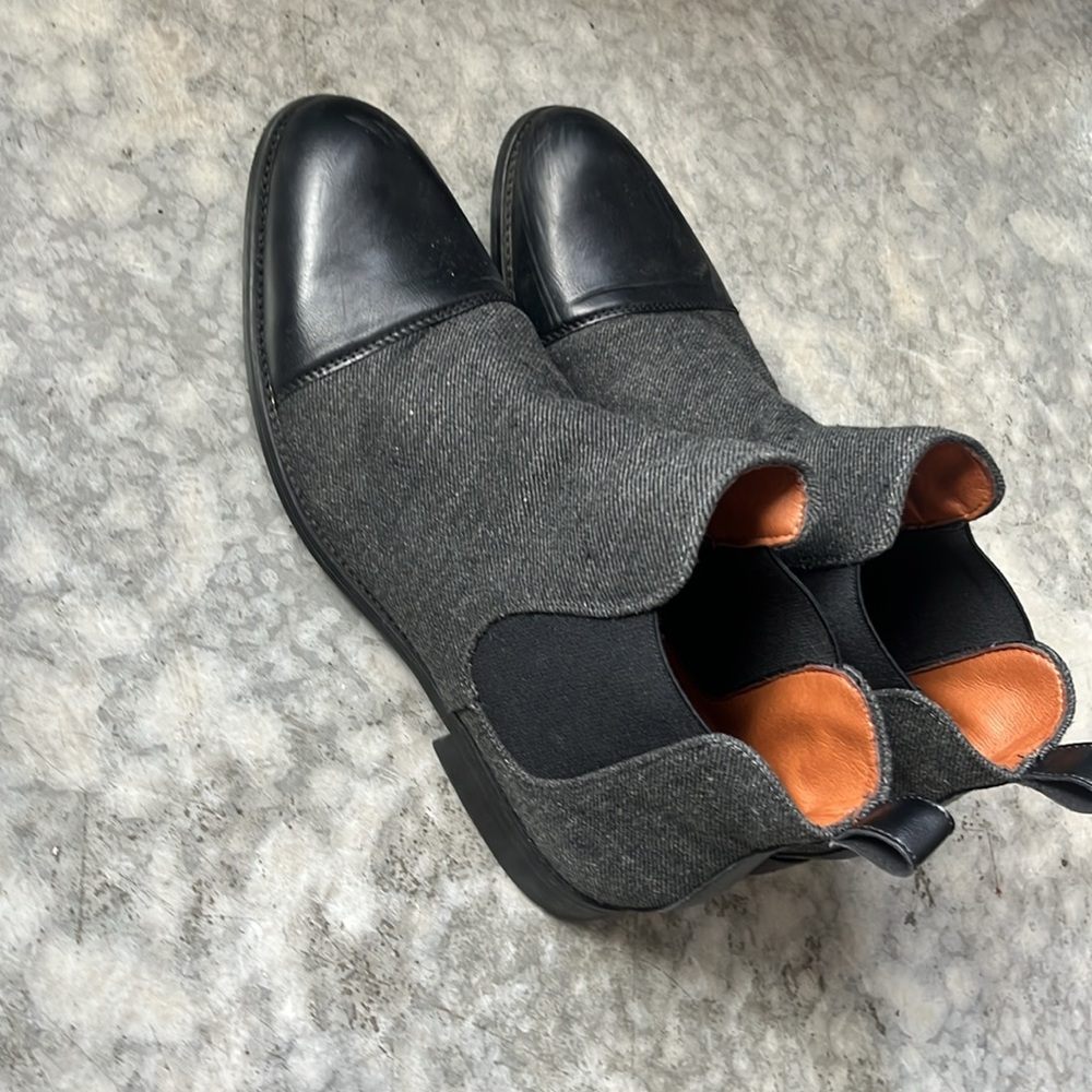Chelsea boots. Gray with black. Men’s 10.5. Good condition.